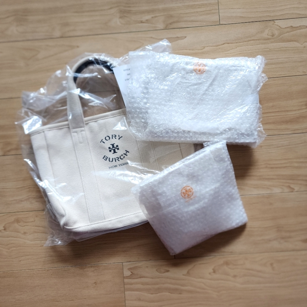 Tory Burch Crossbody + Mercer Tote